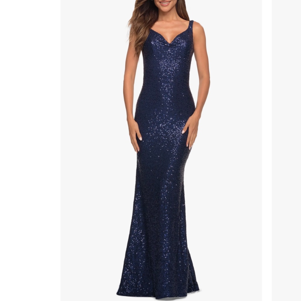 LA FEMME Sequin Trumpet Gown in Navy